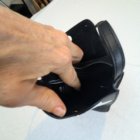 GHOST FACE Crossbody NWOT Adjustable Strap - Picture 3 of 8